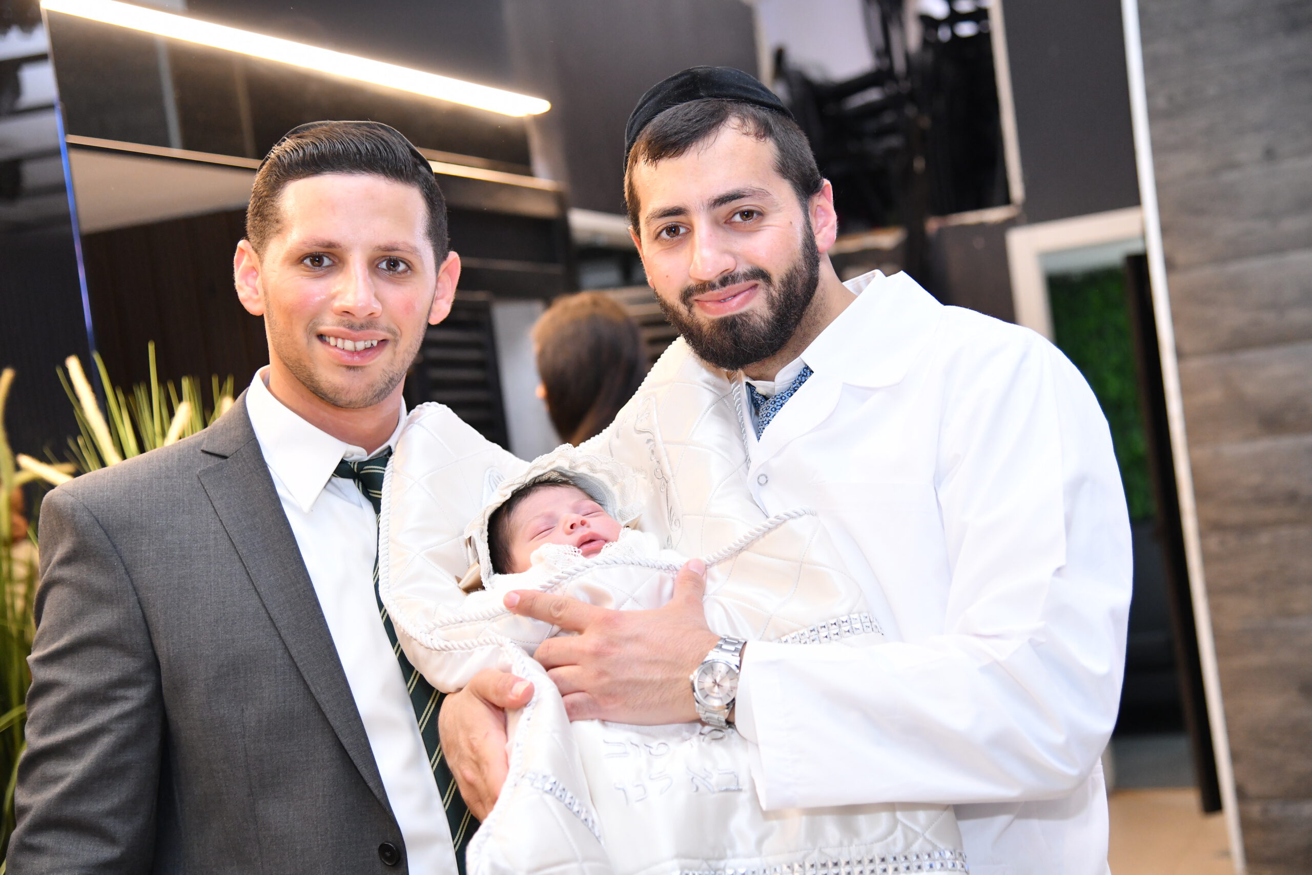 המוהל יוסף בלנרו בברית מילה