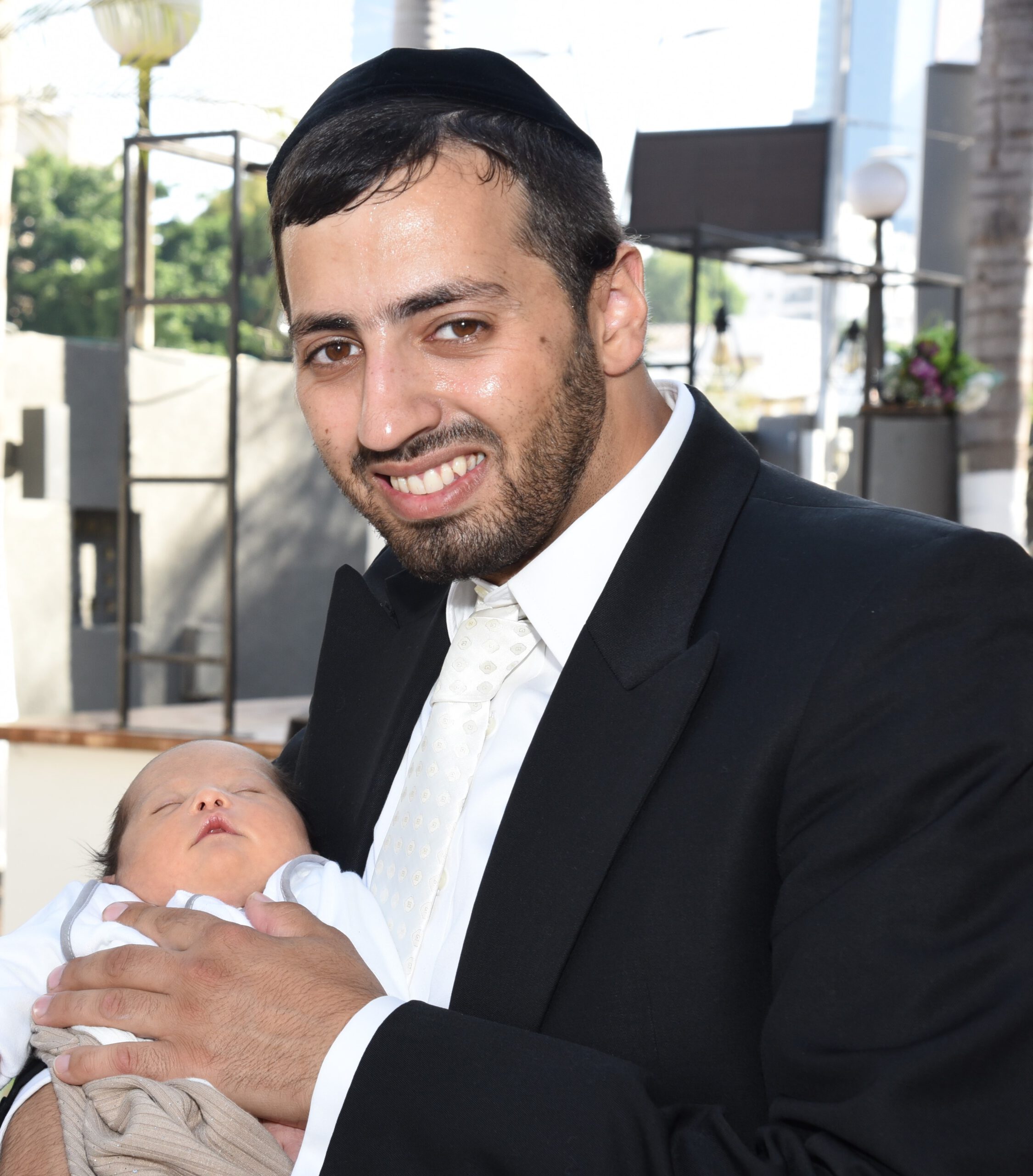 המוהל יוסף בלנרו בברית מילה